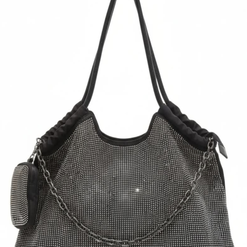 Chic Black and Silver Chain Shoulder Bag